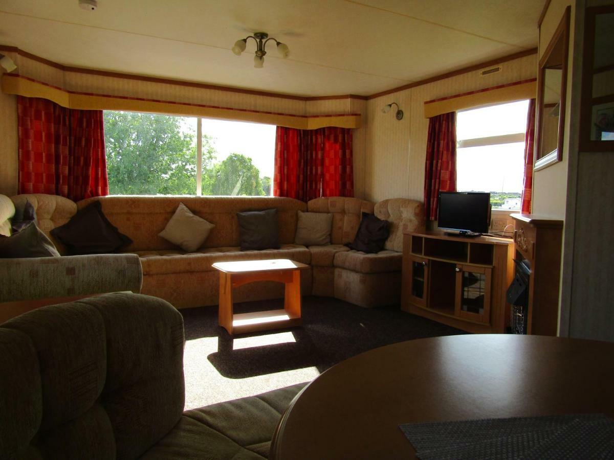 Fenlake Holiday Accommodation Metheringham Ngoại thất bức ảnh