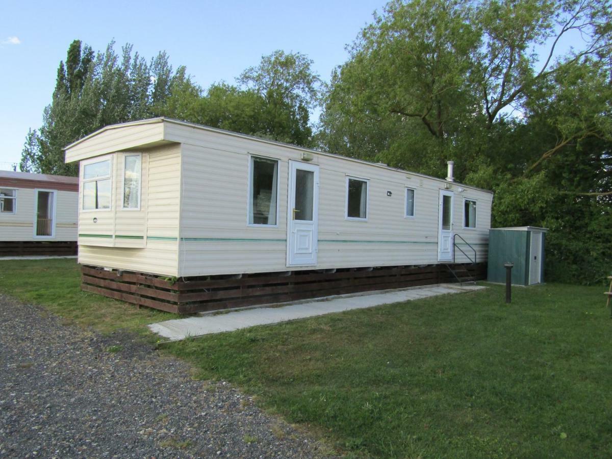 Fenlake Holiday Accommodation Metheringham Ngoại thất bức ảnh